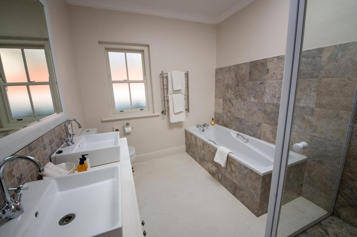 Maison D'Ail Guest House Franschhoek Ngoại thất bức ảnh