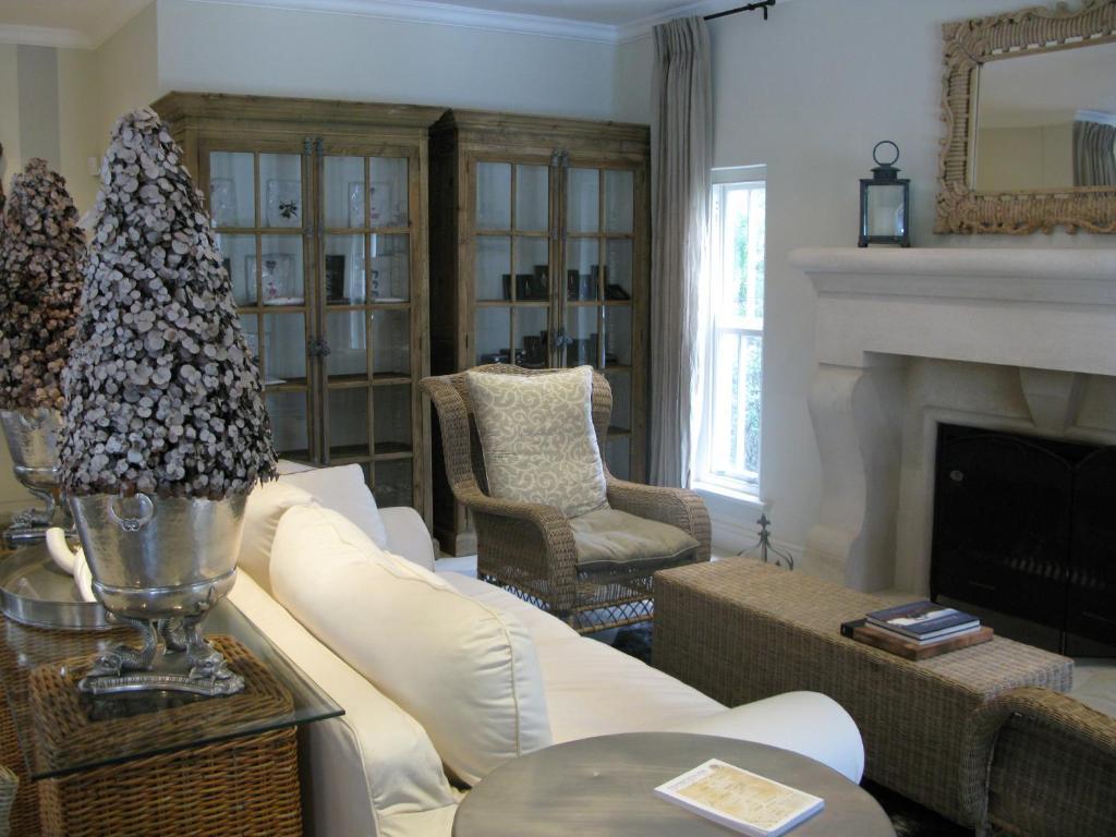 Maison D'Ail Guest House Franschhoek Ngoại thất bức ảnh
